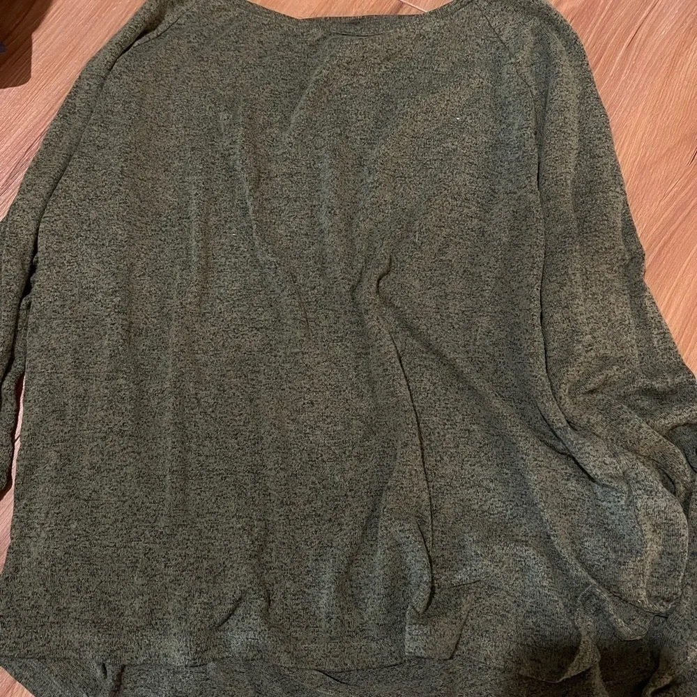 OLD Navy Women's Long Sleeve M - Picture 1 of 3